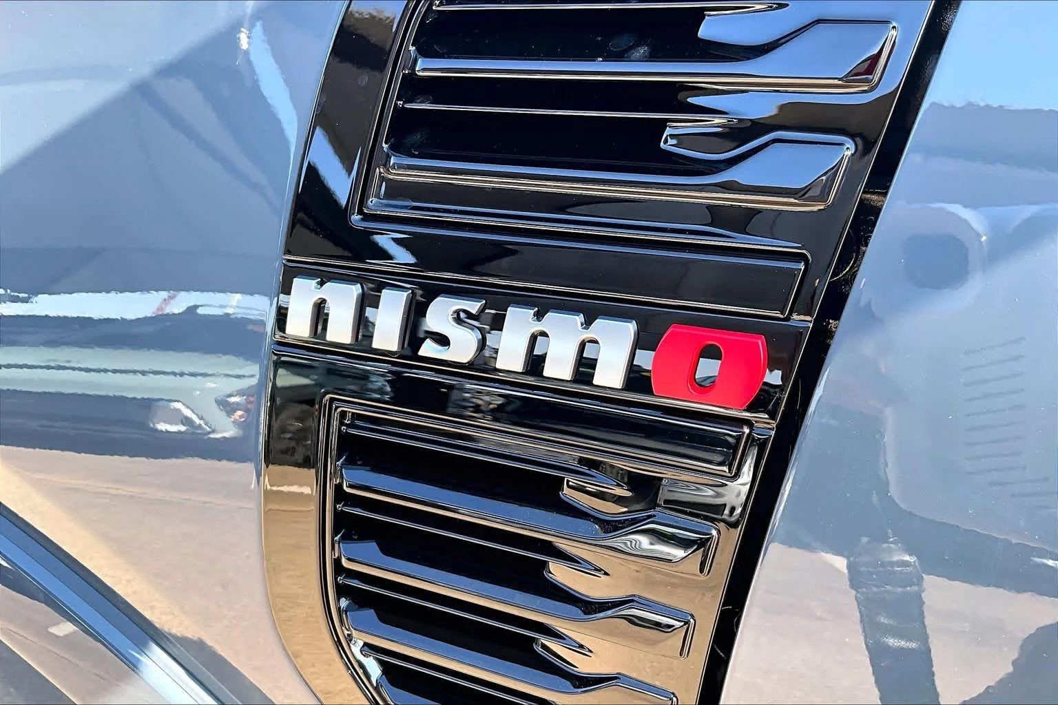 New 2026 Stealth Gray Nissan NISMO image 15