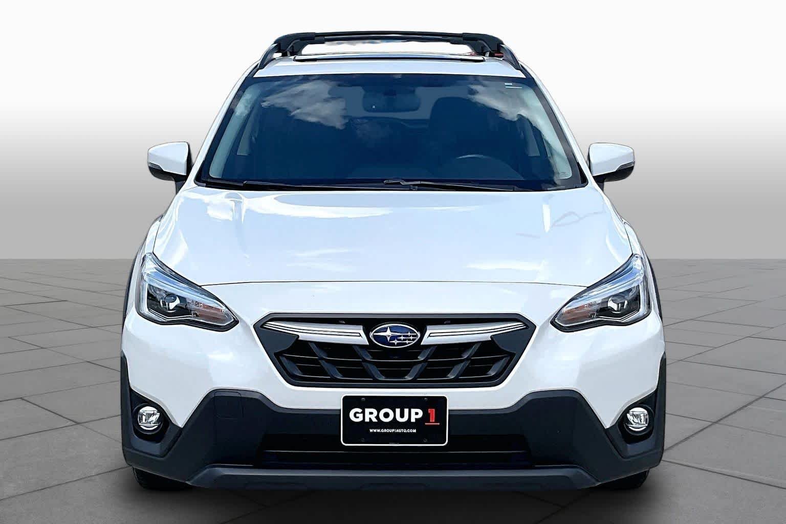 Used 2021 Crystal White Pearl Subaru Limited image 4