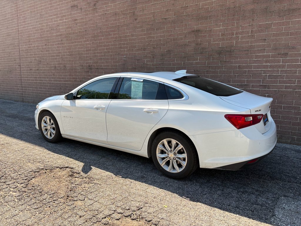 Used 2024 Summit White Chevrolet LT image 4