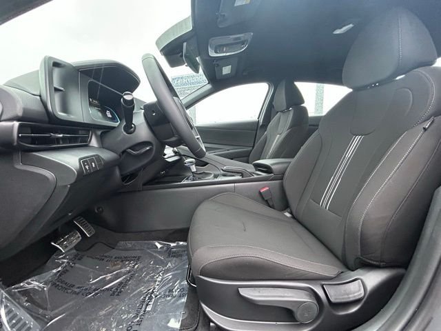 2026 Hyundai Elantra SEL Sport - Photo 12