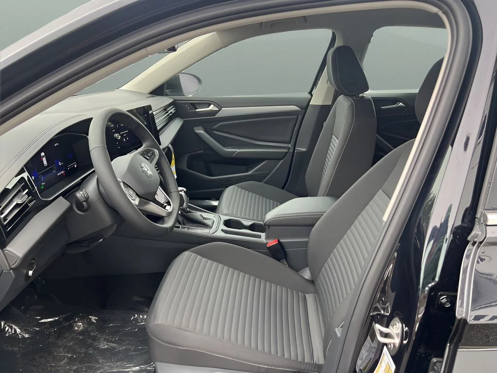 Used 2026 Black Volkswagen 1.5T S image 10