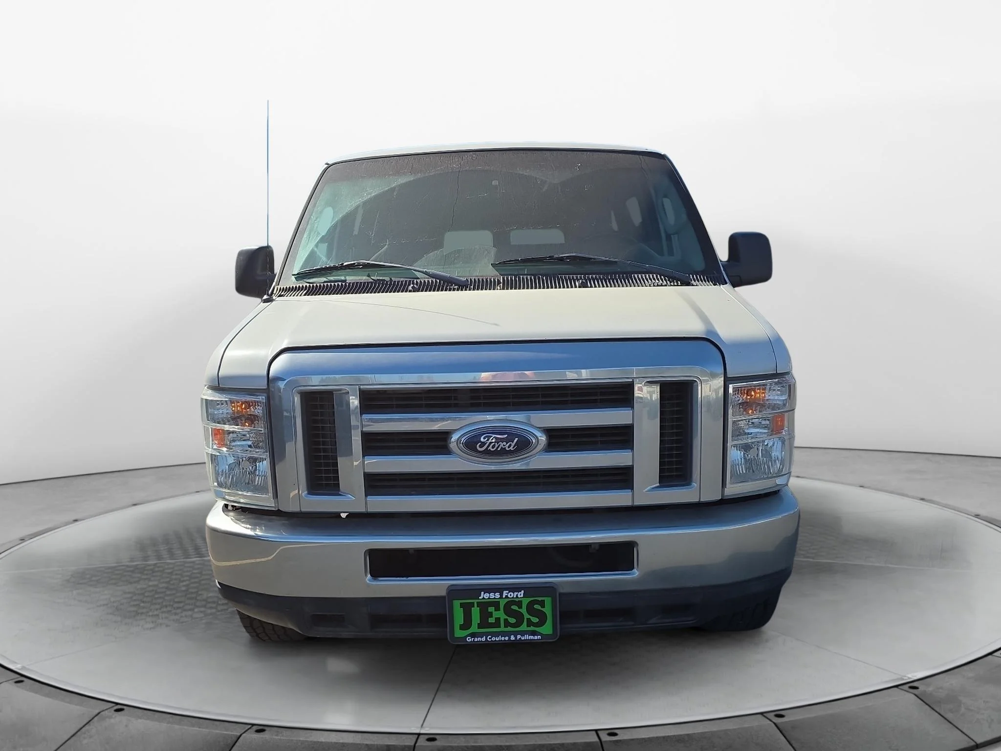 Used 2014 Ford E-Series Econoline Wagon XLT with VIN 1FBSS3BL5EDA27999 for sale in Pullman, WA