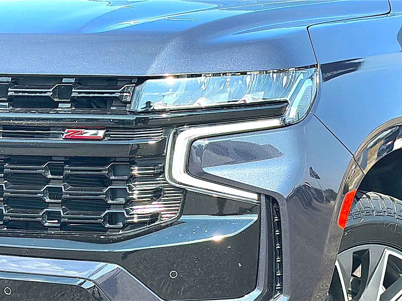 Used 2023 Gray Chevrolet 4WD Z71 image 4