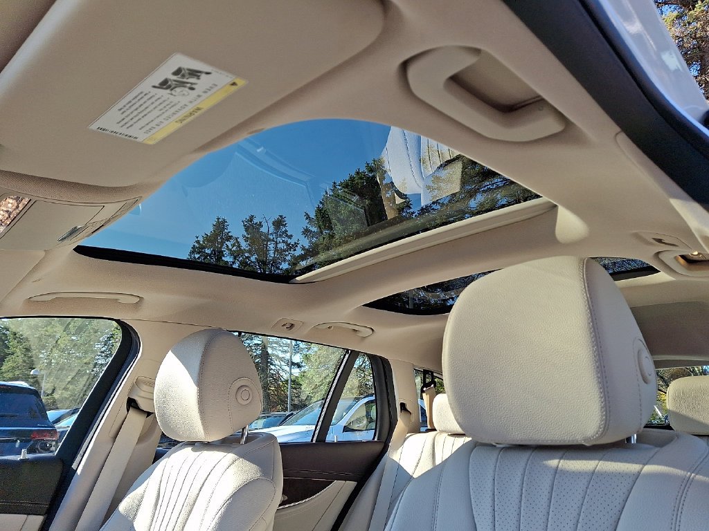 Used 2018 White Mercedes-Benz E 400 image 14