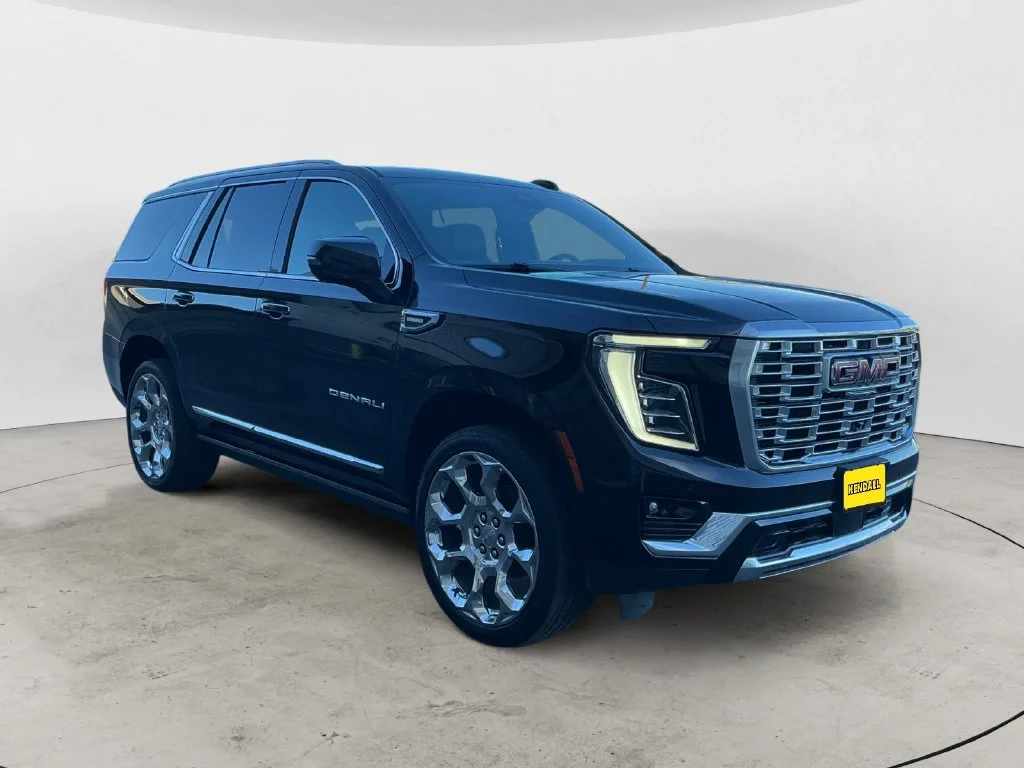 Certified Used 2025 Onyx Black GMC Denali image 3