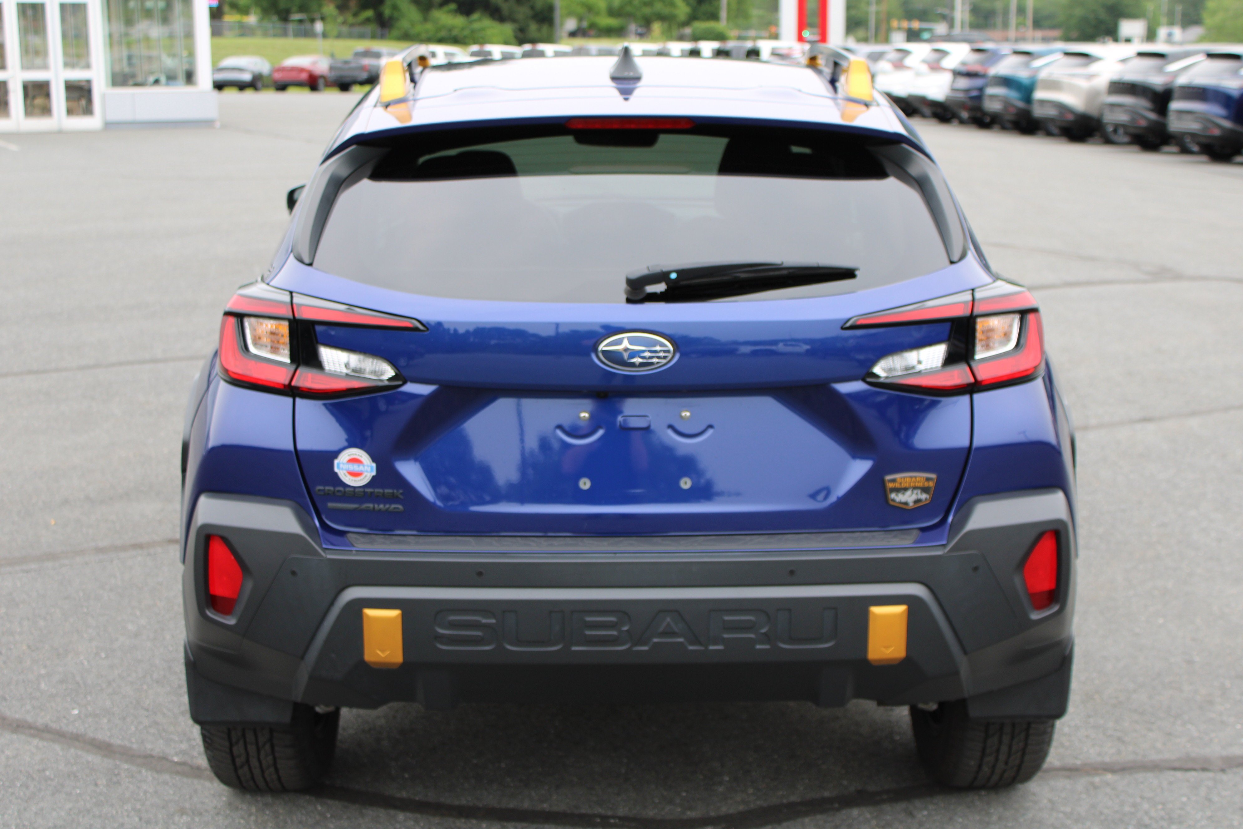 Used 2025 Sapphire Blue Pearl Subaru Wilderness image 9