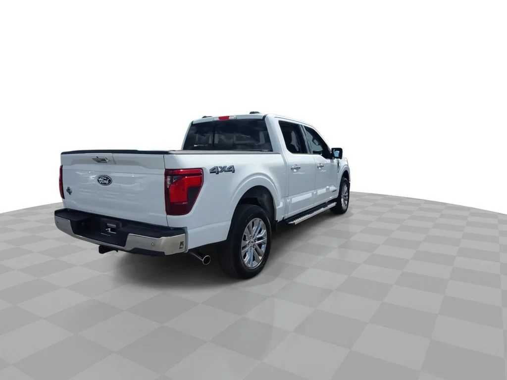Used 2024 White Ford XLT image 8