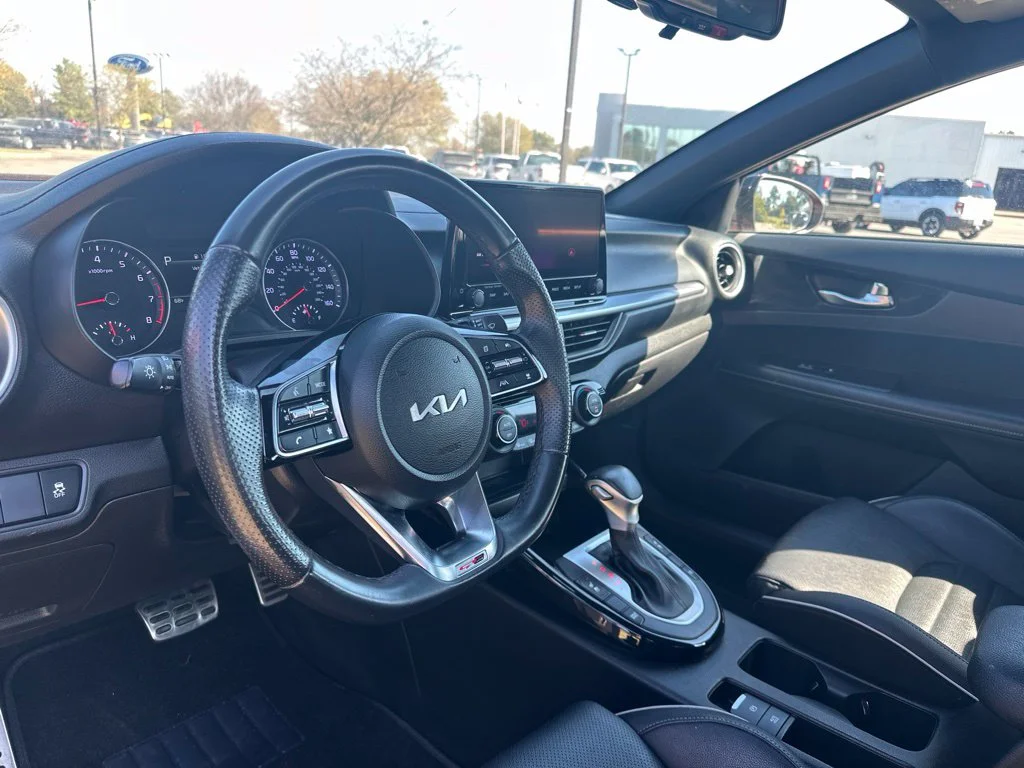 Used 2023 Fire Kia GT-Line image 9