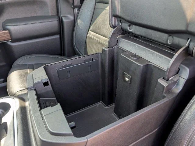 Used 2021 Onyx Black GMC Denali image 26