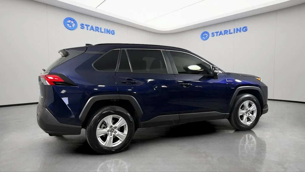 Used 2019 Blue Toyota XLE image 10