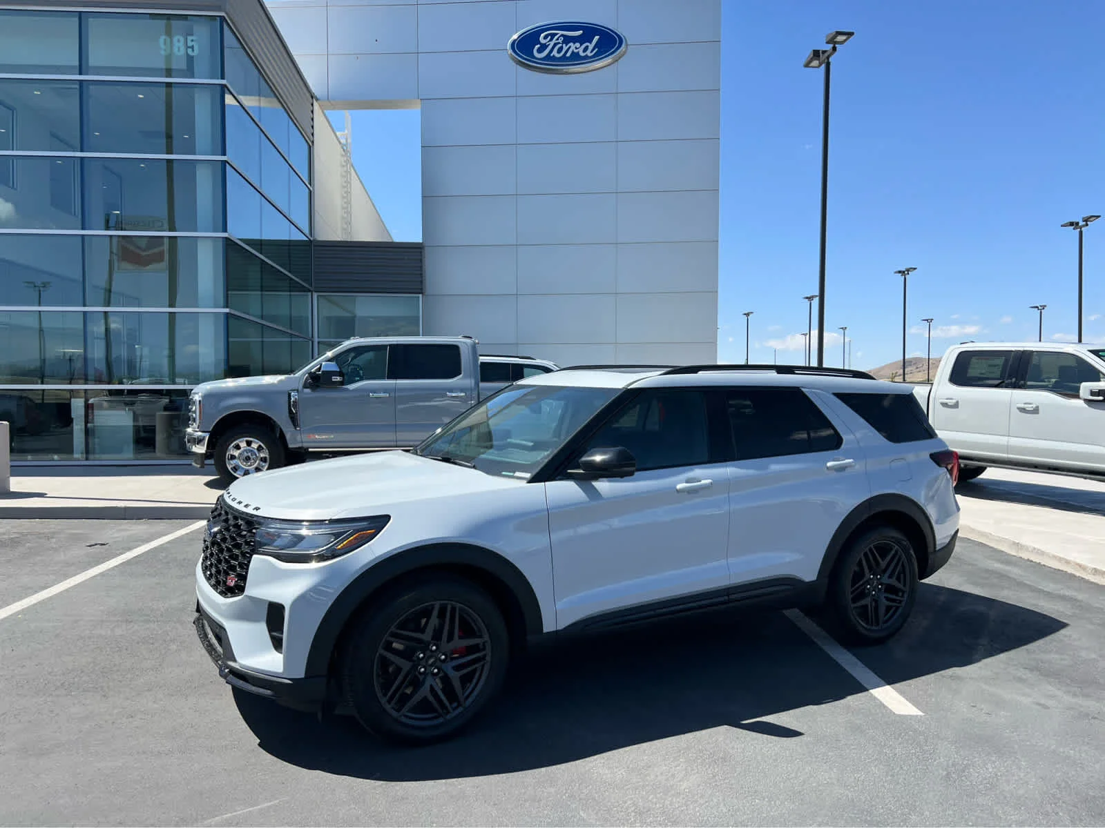 2026 Ford Explorer ST 4WD's photo