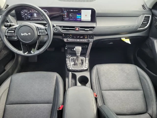 2024 Kia Seltos EX - Photo 8