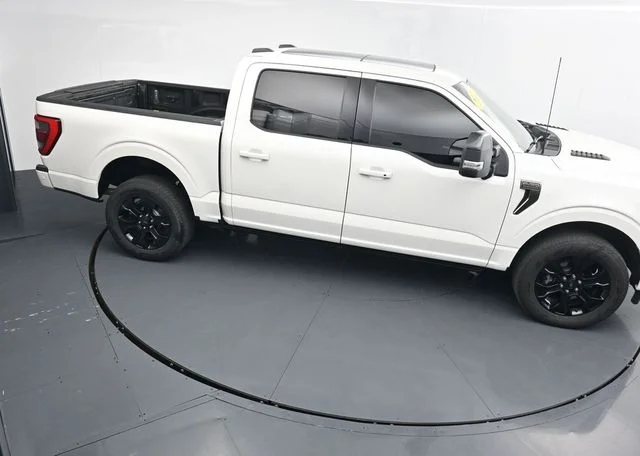 Used 2022 White Ford Platinum image 28