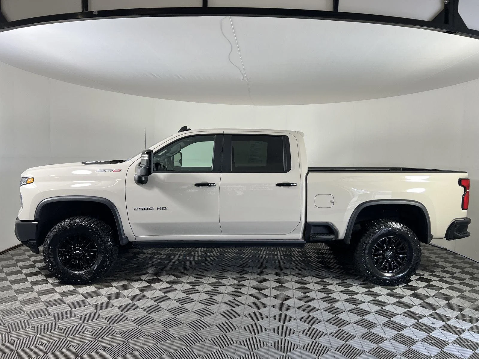 Used 2026 White Sands Chevrolet ZR2 image 30