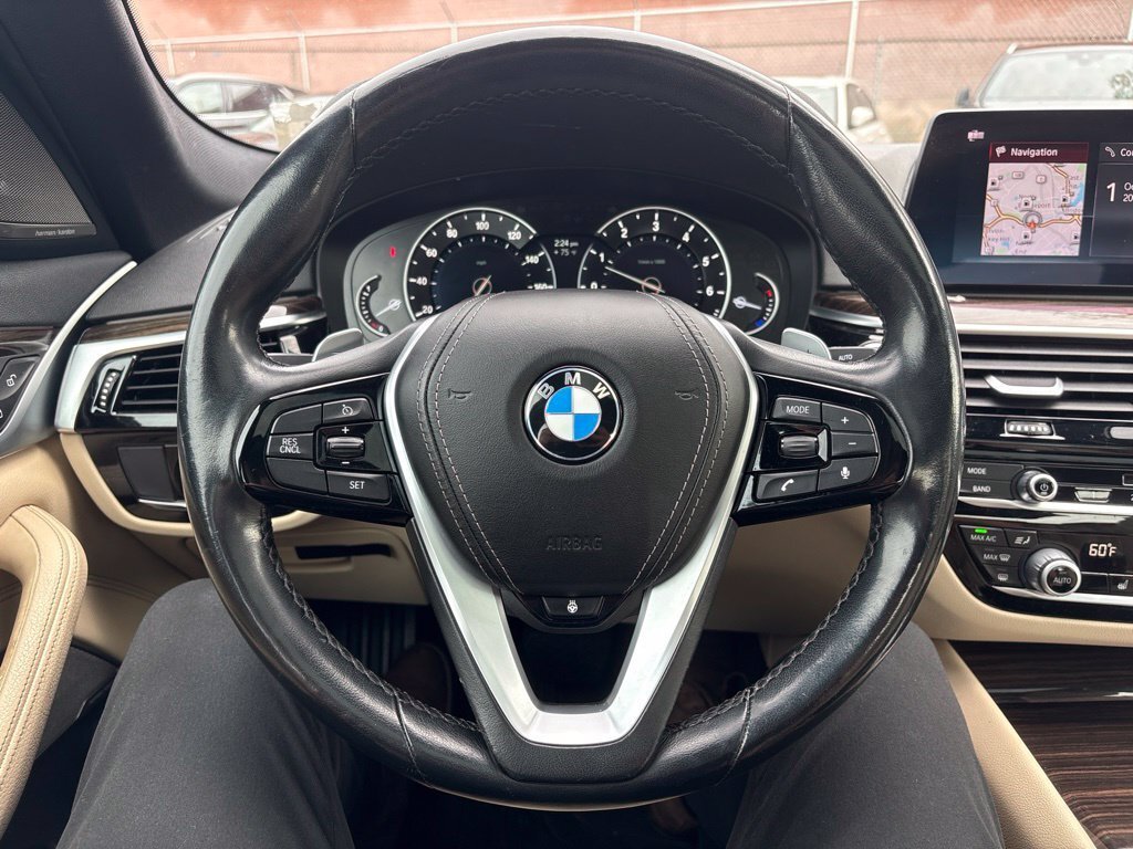 Used 2019 Black BMW 540i xDrive image 12