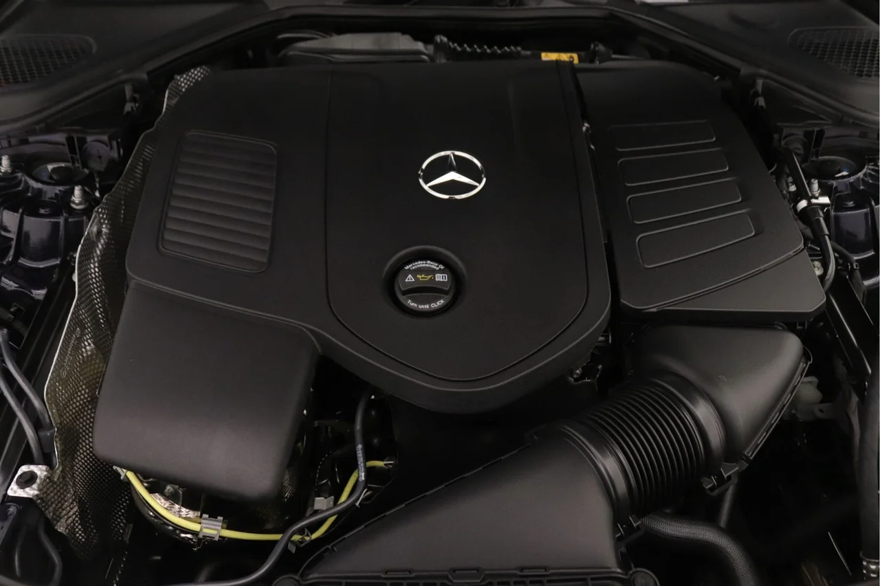 New 2026 Nautical Blue Metallic Mercedes-Benz E 350 image 9