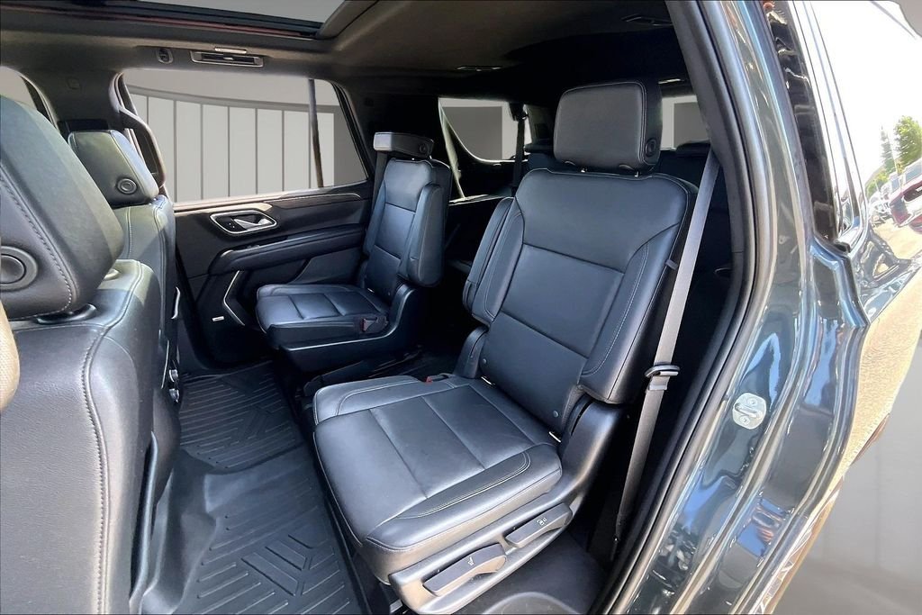 Used 2021 Gray Chevrolet Z71 image 28