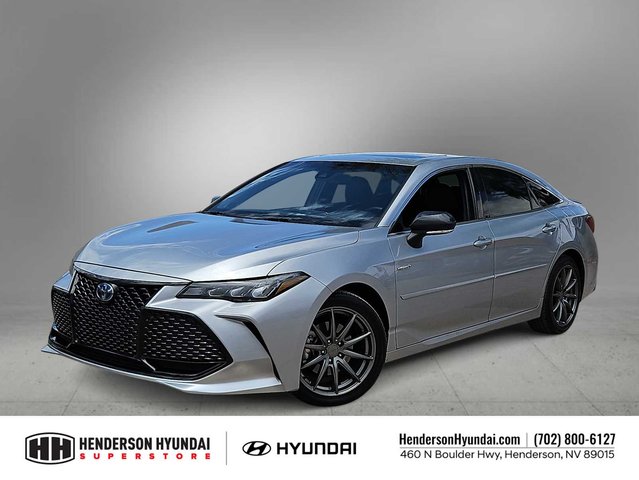 2020 Toyota Avalon Hybrid XSE