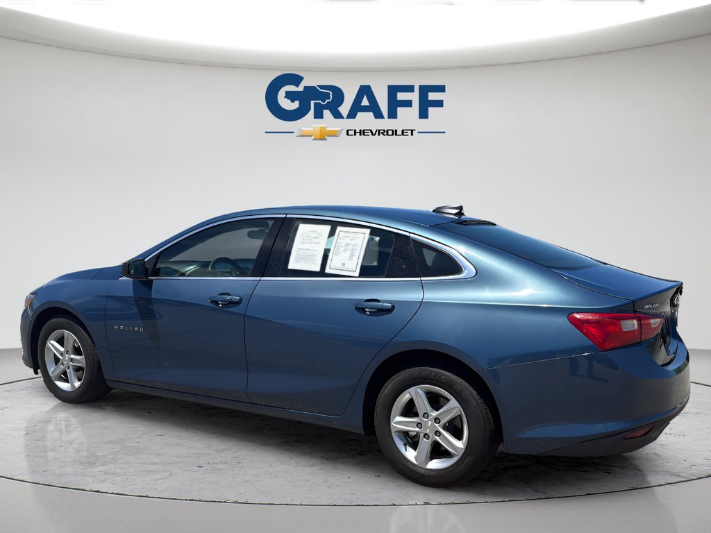Used 2024 Lakeshore Blue Metallic Chevrolet FL image 14