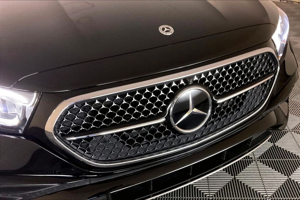 2026 Mercedes-Benz E-Class E350 - Photo 23