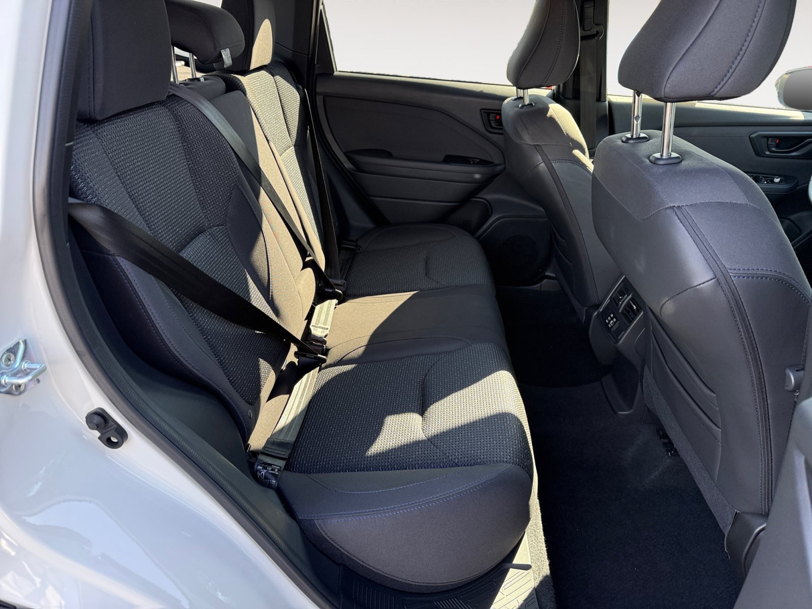 Certified Used 2025 Crystal White Pearl Subaru Premium image 18