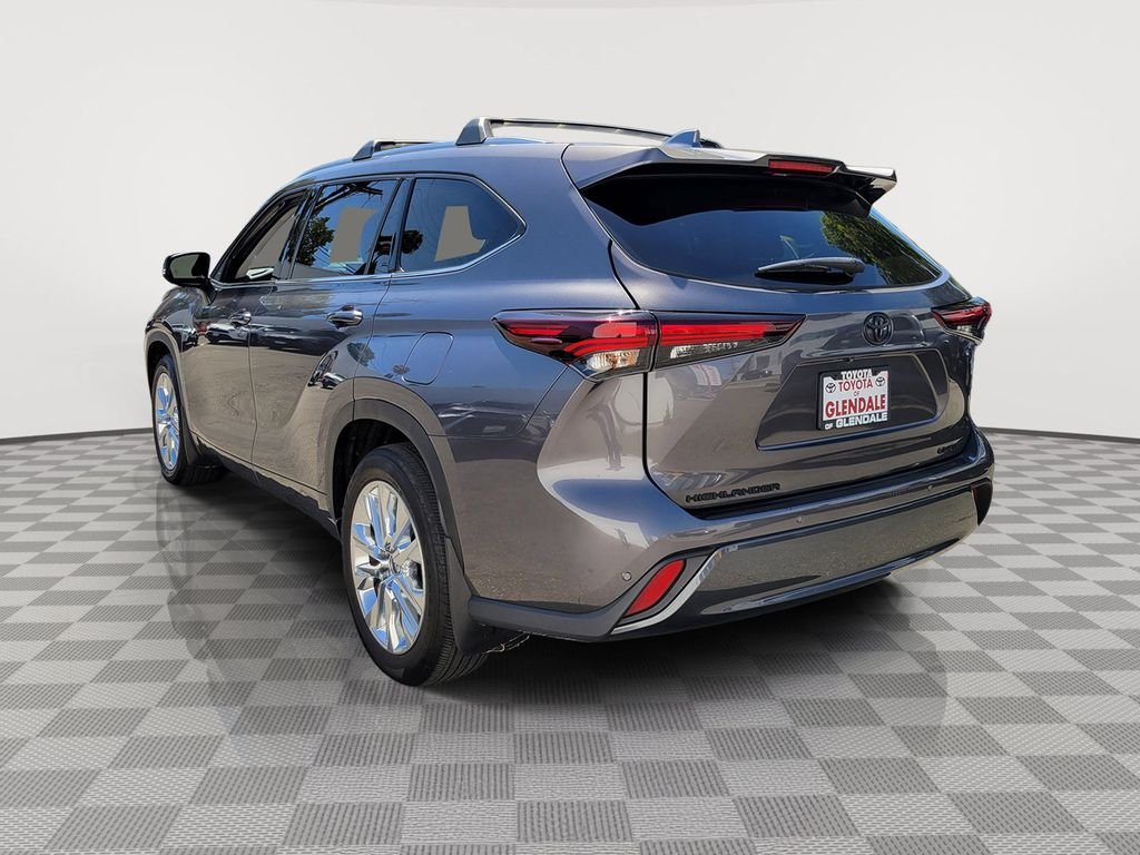 Used 2024 Gray Toyota Limited image 3