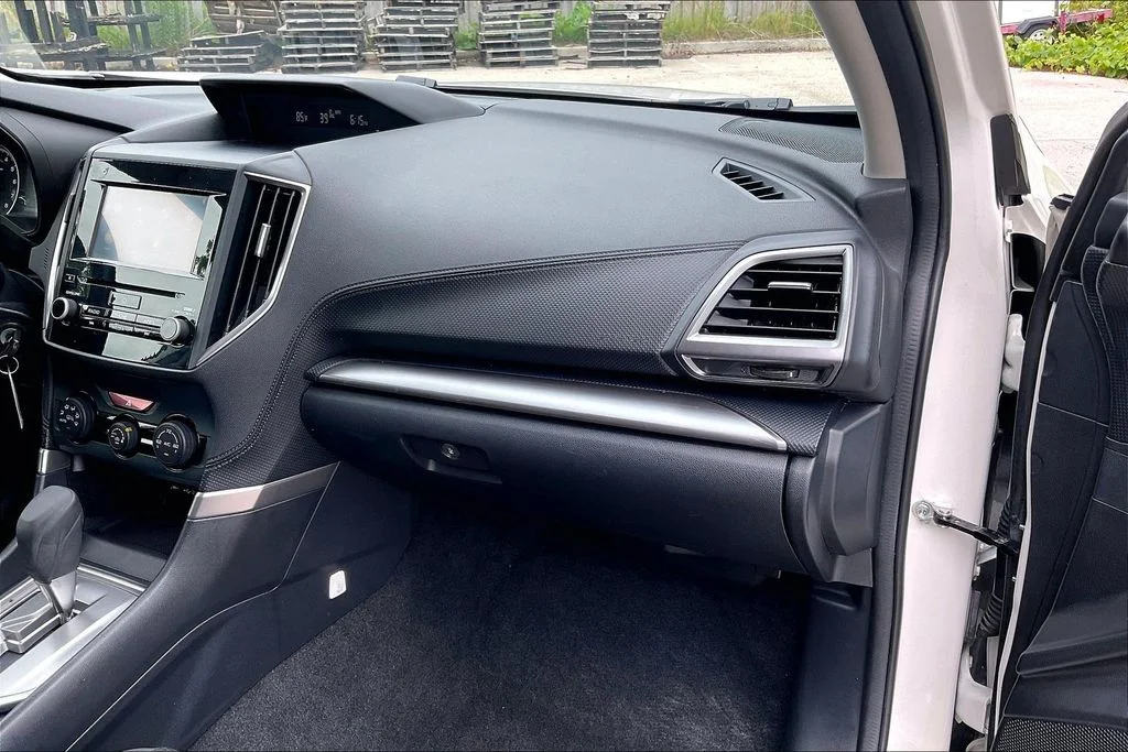 Used 2019 White Subaru Premium image 16