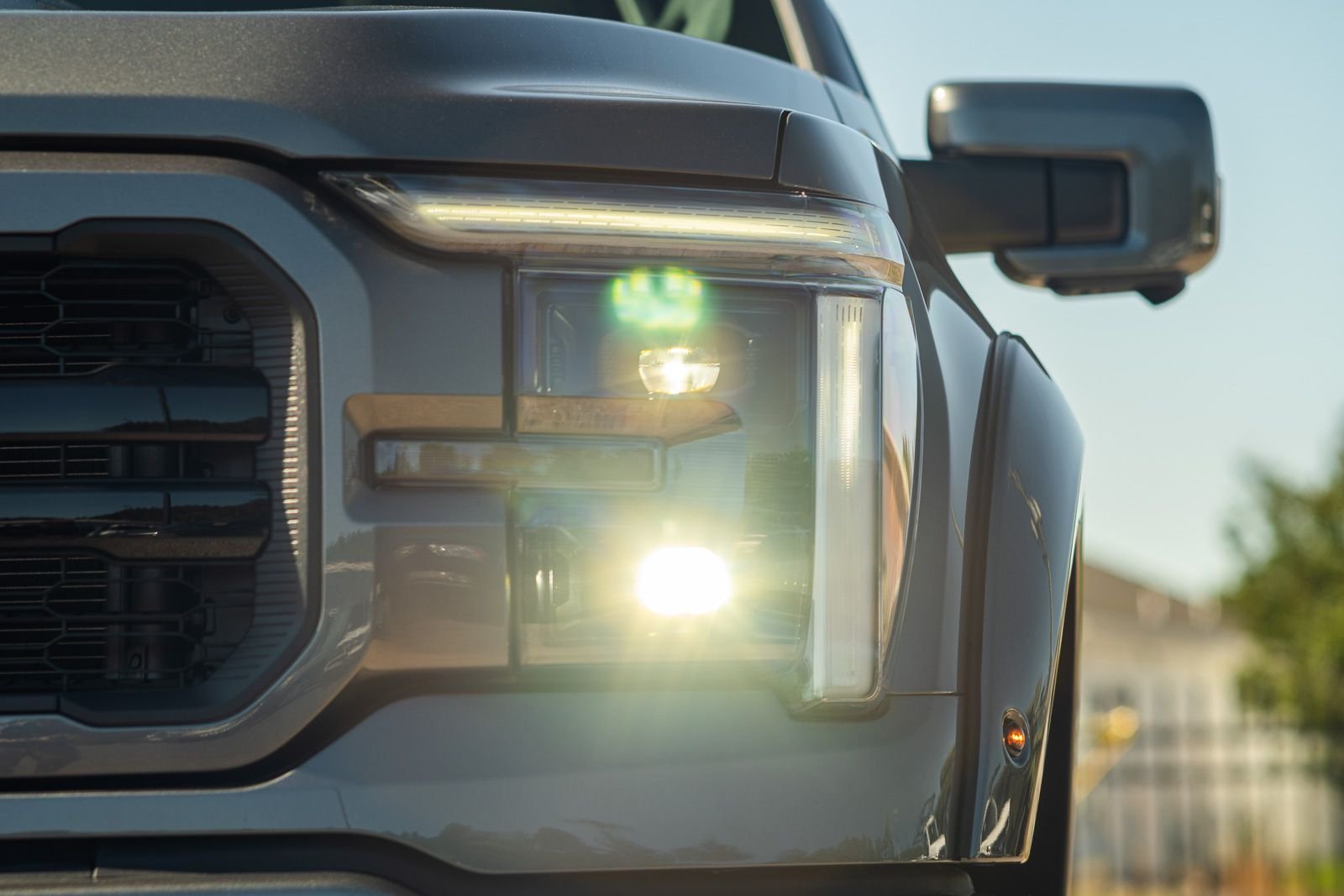 2026 Ford F-150 Lariat - Photo 4