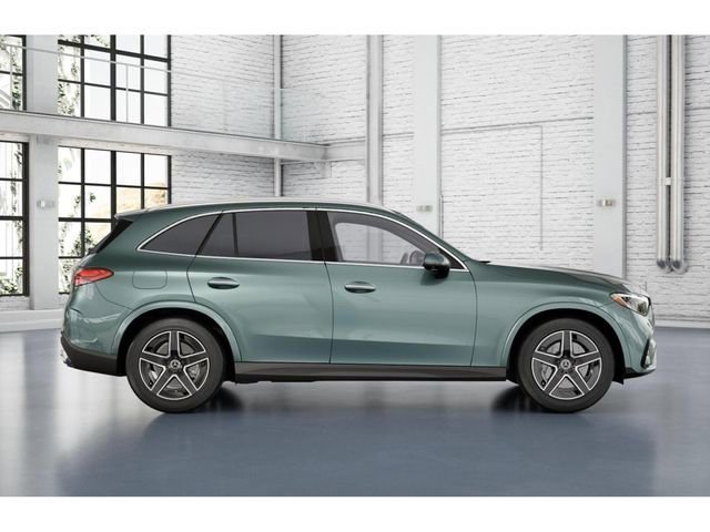 New 2026 Verde Silver Metallic Mercedes-Benz GLC 300 image 2