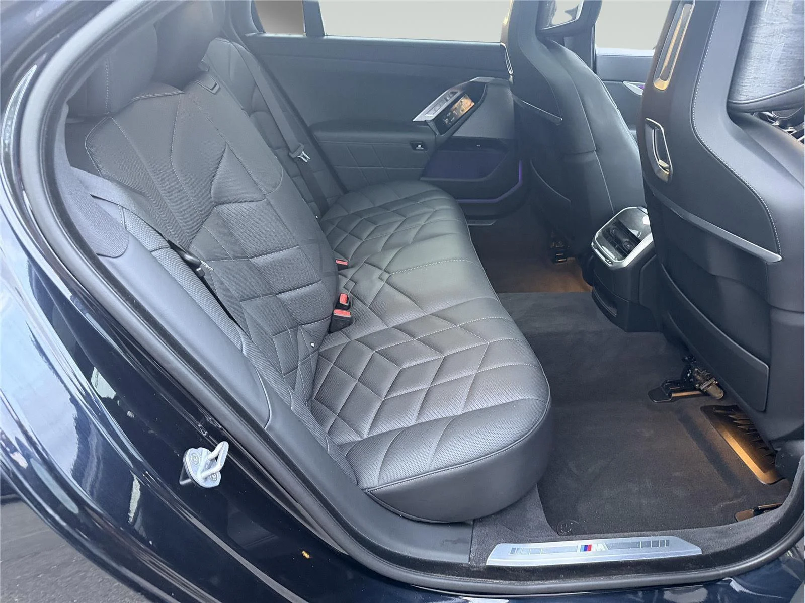 Used 2025 BK BMW 740i xDrive image 30