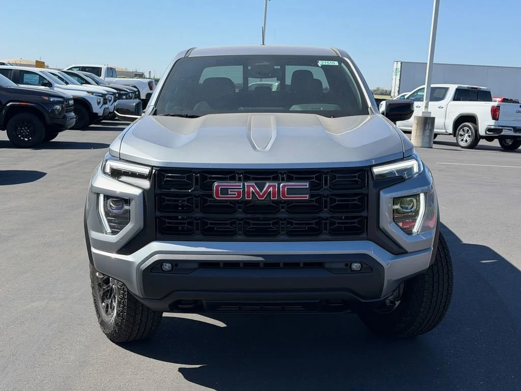 New 2026 Sterling Metallic GMC Elevation image 3