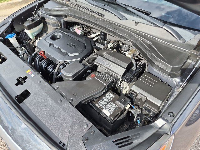 2020 Hyundai Santa Fe SE - Photo 29