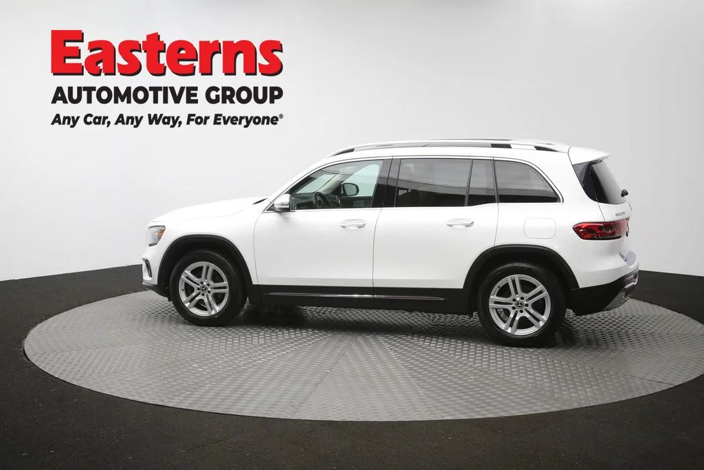 Used 2021 White Mercedes-Benz GLB 250 image 65