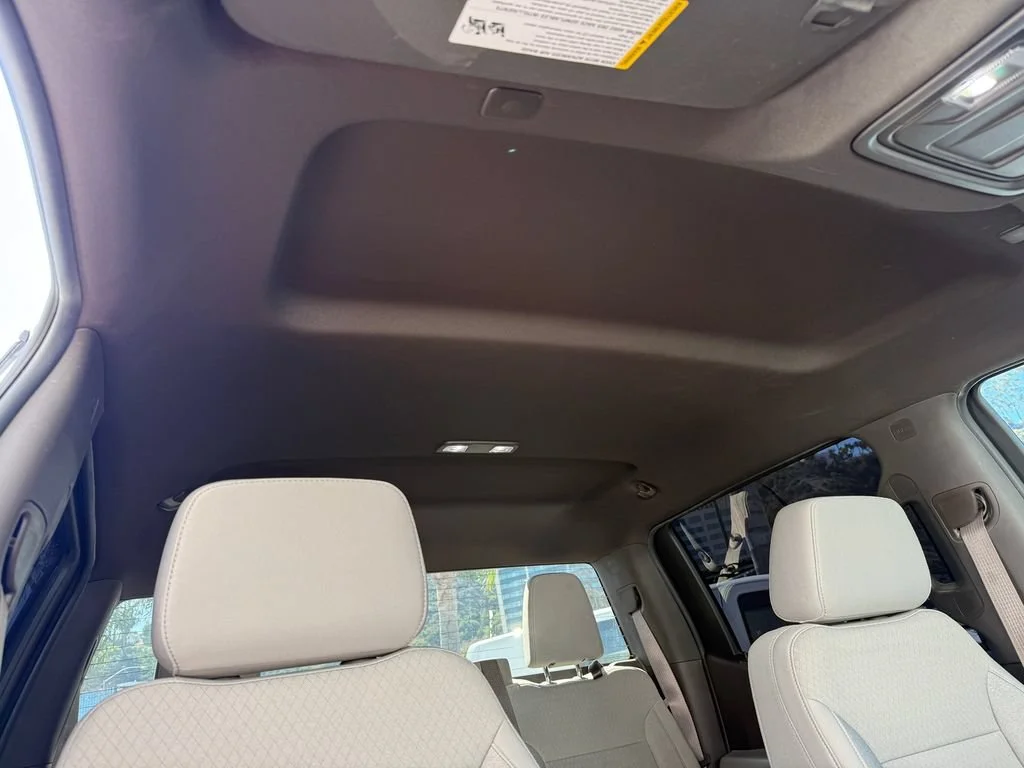 Used 2022 SUMMIT WHITE Chevrolet LT image 16