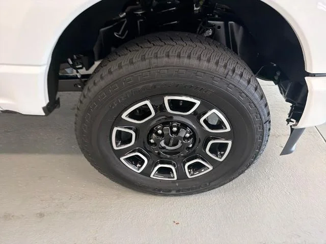 New 2026 Star White Metallic Tri-Coat Ford F-250® Platinum® image 23