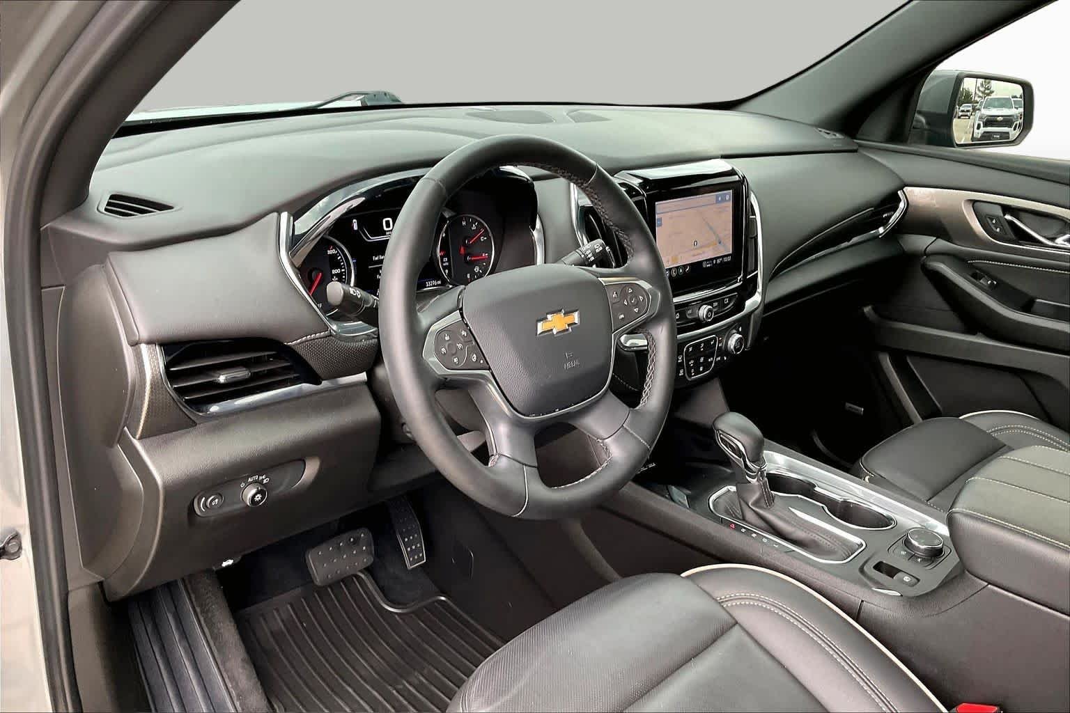 Used 2023 Sterling Gray Metallic Chevrolet Premier image 18