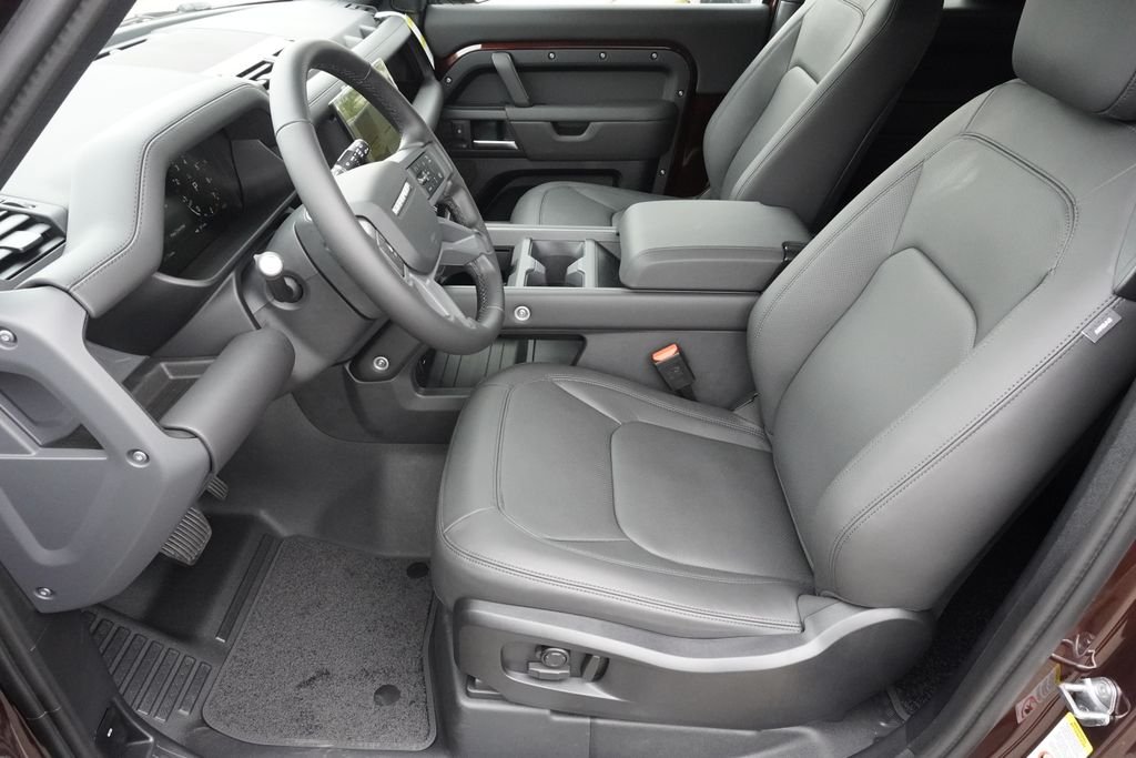 New 2026 Sedona Red Land Rover X-Dynamic SE image 19