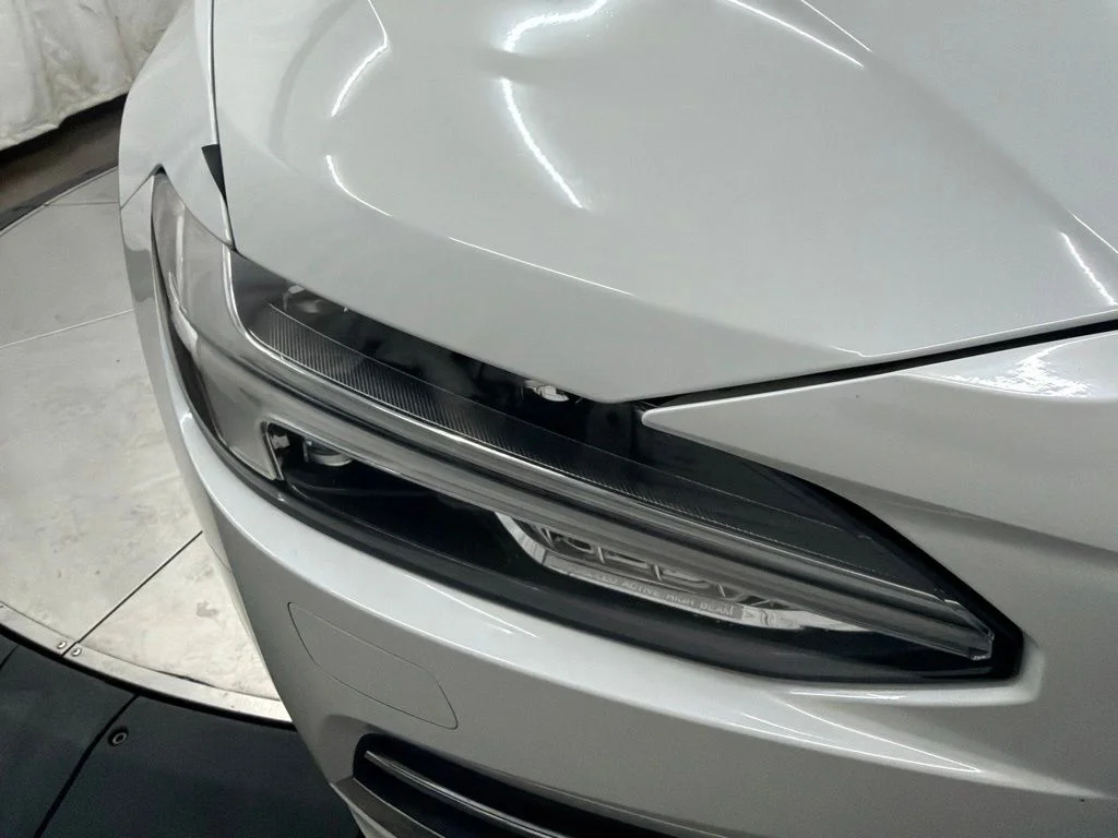 Used 2018  Volvo T6 Inscription image 10
