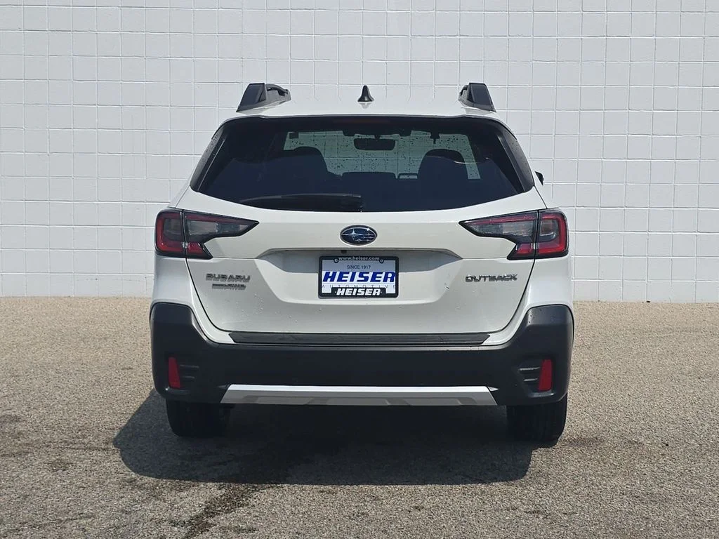 2021 Subaru Outback Limited - Photo 12