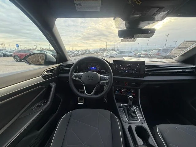 2026 Volkswagen Jetta Sport - Photo 12