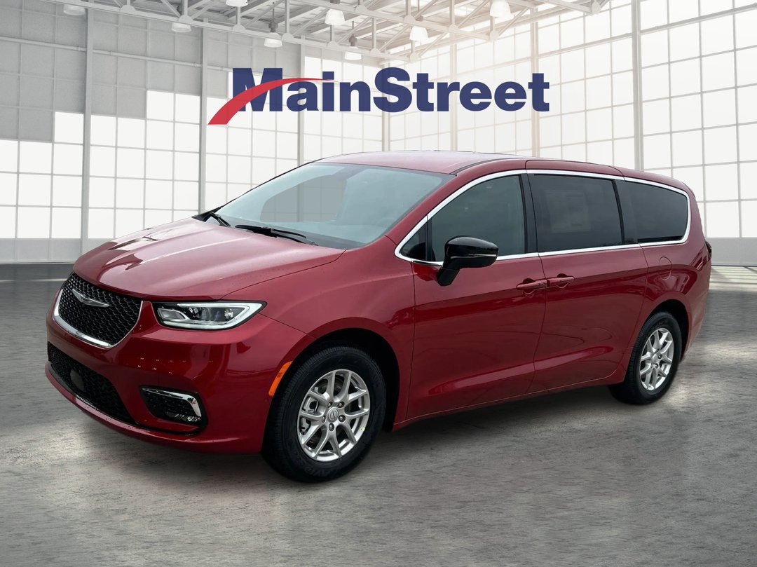 2026 Chrysler Pacifica Select's photo