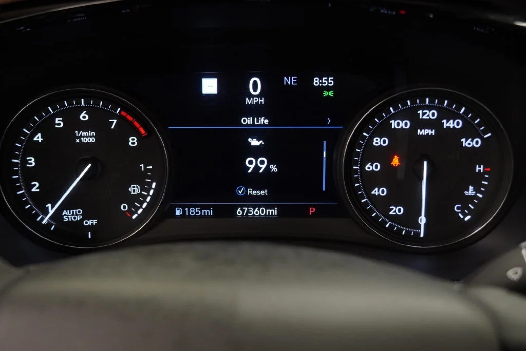 Used 2020 White Cadillac Premium Luxury image 28
