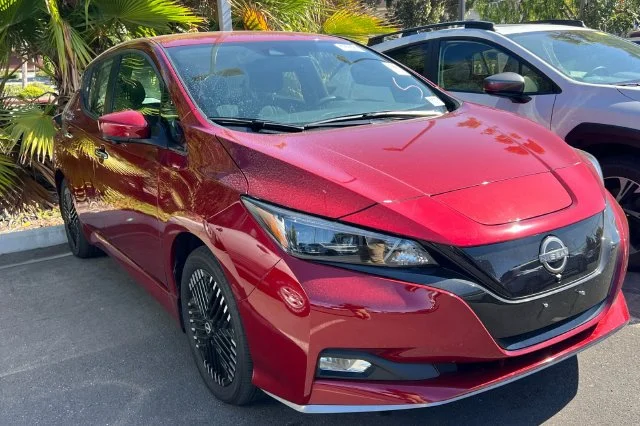 Used 2025 Red Nissan SV Plus image 5