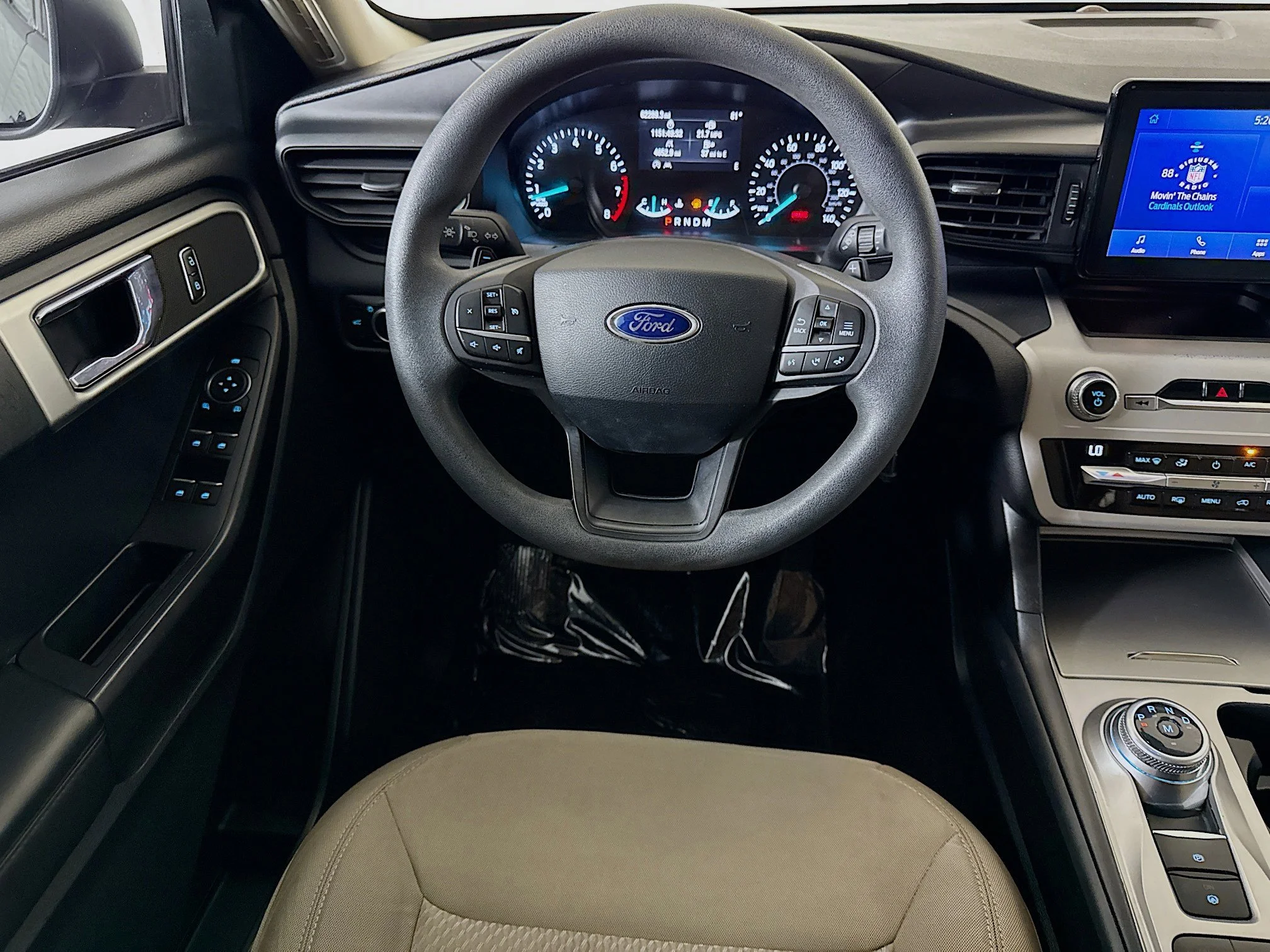 Used 2020 Agate Black Metallic Ford Base image 13