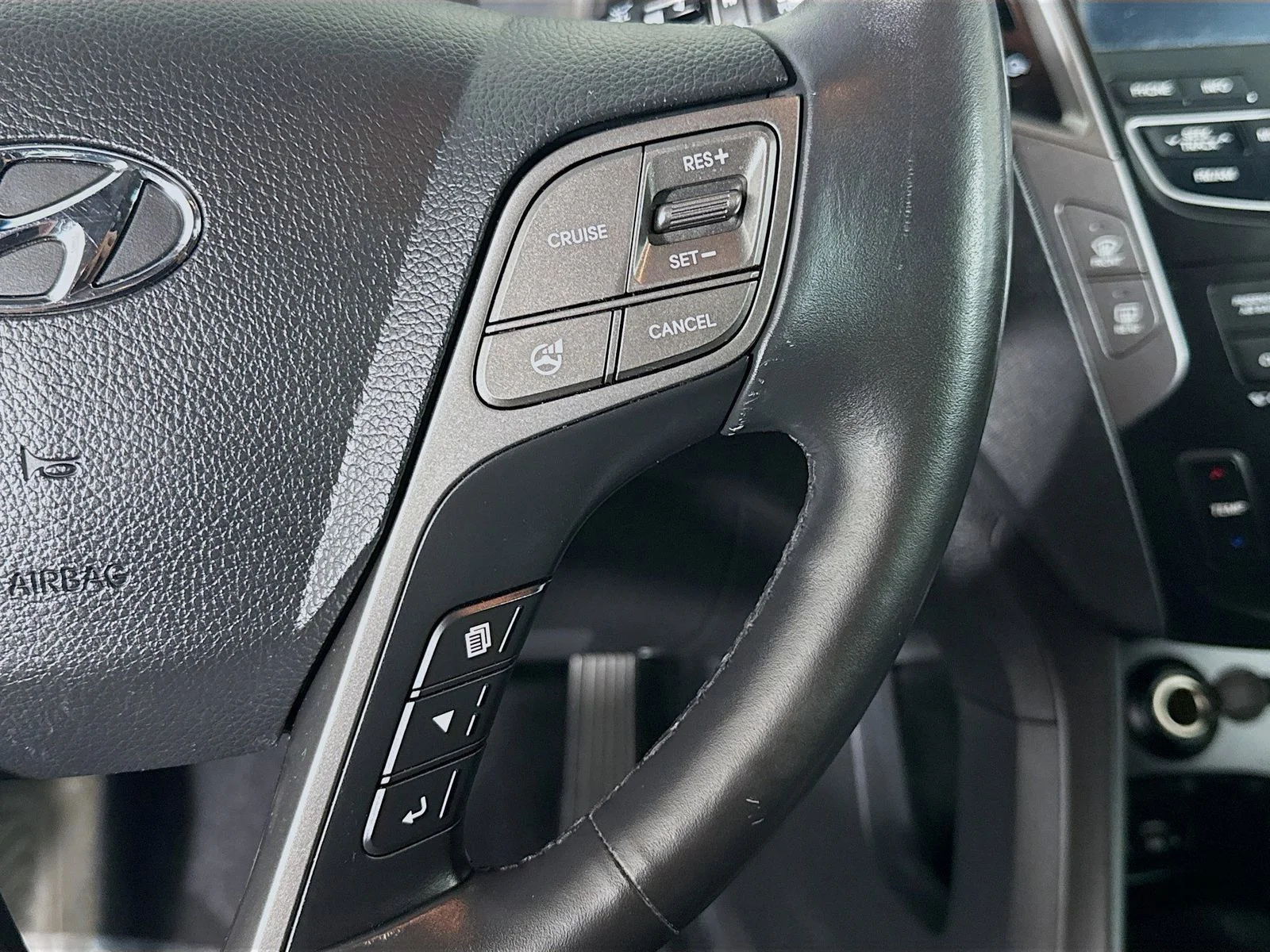 Used 2016 Gray Hyundai 2.0T image 11