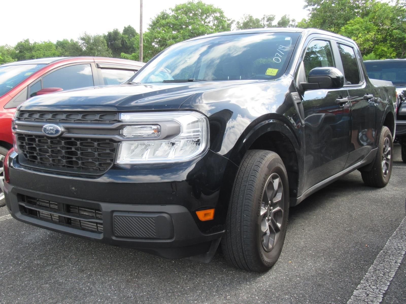 Used 2024 Black Ford XLT image 2