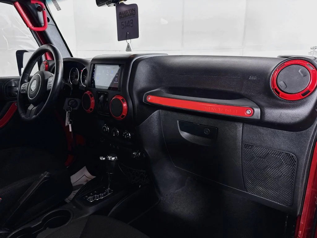 Used 2015 Red Jeep Sport image 30