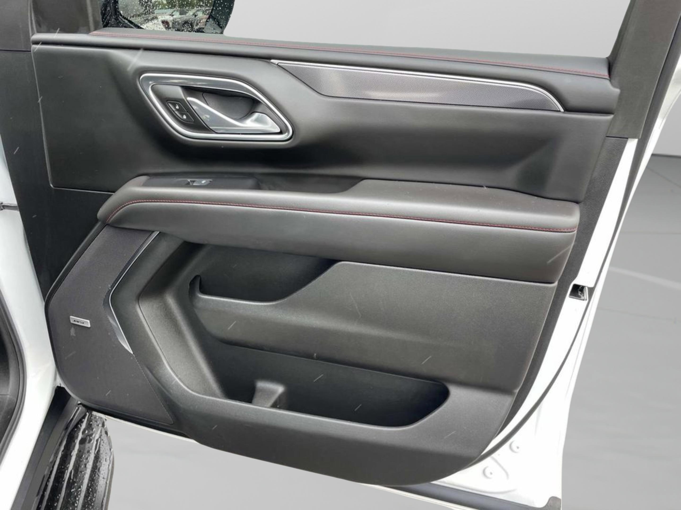 Used 2024 White Chevrolet RST image 19