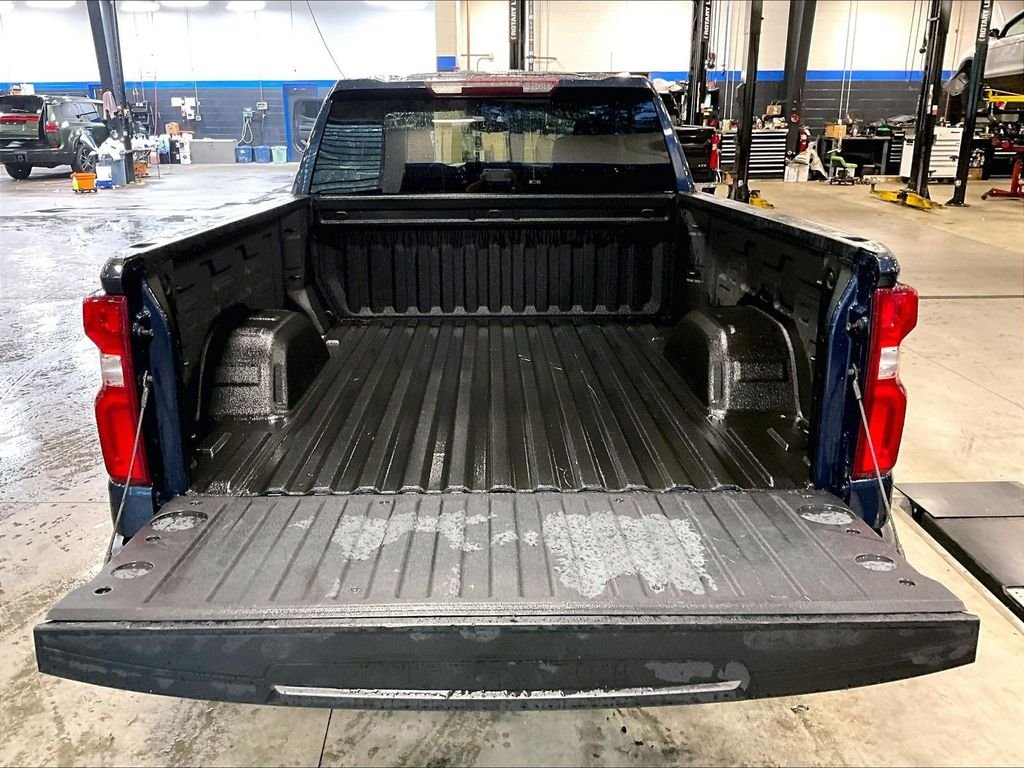 Used 2019 Blue Chevrolet RST image 32
