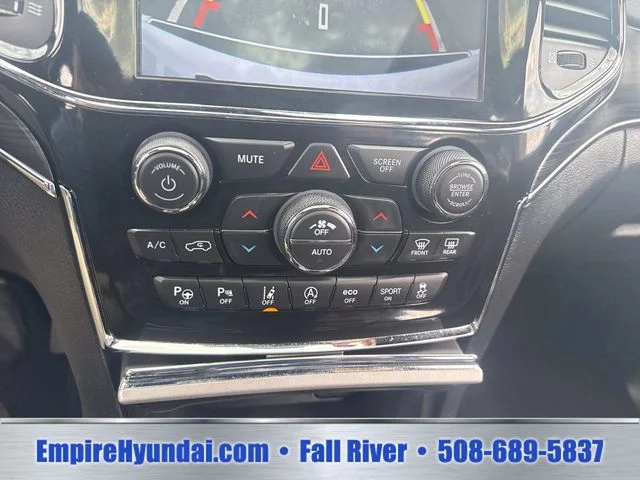 Used 2022 White Jeep Limited image 27